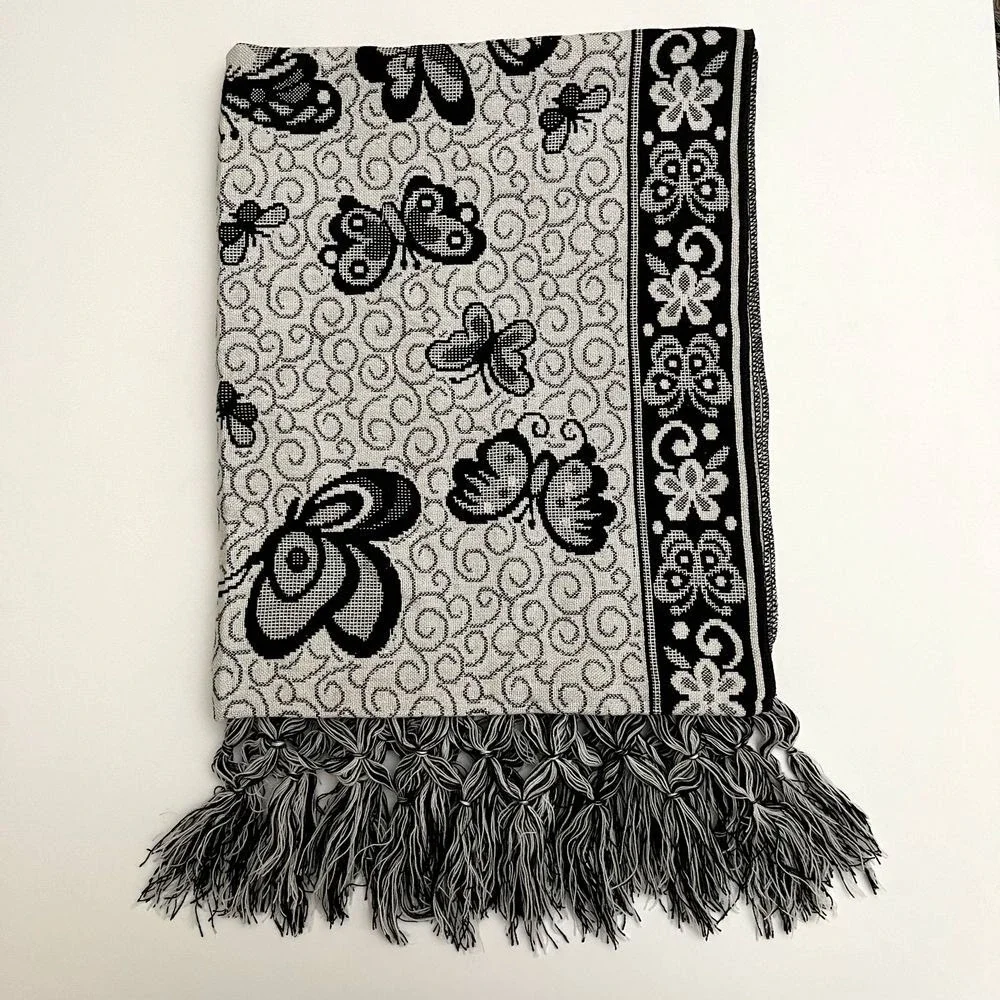 Butterfly Black & White‎ Table Runner, Black Table Runners, Butterfly Wall Y10